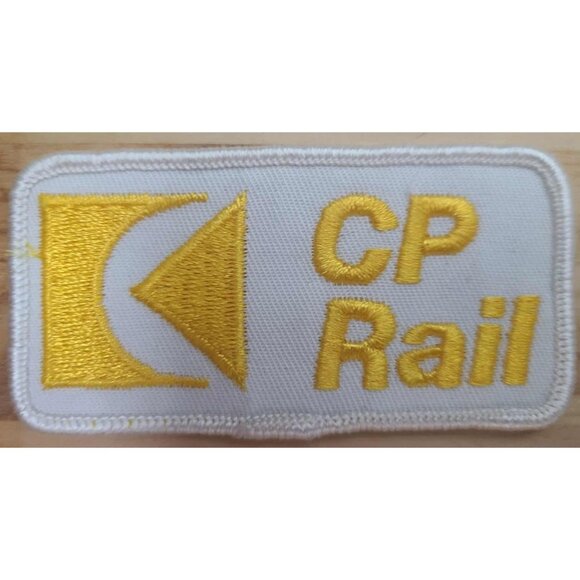 "Vintage Canadian Pacific Rail yellow canadian  Embroidered Patch - Collectible - Picture 1 of 2